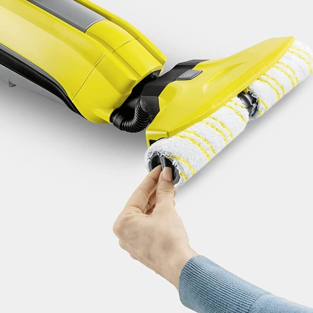 Aspirateur Kärcher Nettoyeur de sols FC 5 Sans fil (Autonomie 60 minutes, 2 en 1 nettoie et aspire, Auto-Nettoyage des Rouleaux, Convient à Tous Types de Sols Durs)